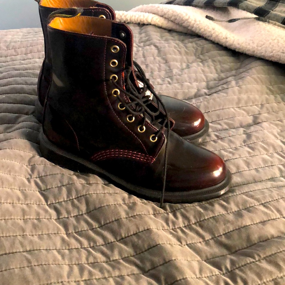 Elsham Dr. Martens